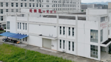 公司于2025產(chǎn)業(yè)園區(qū)投資建設(shè)占地40畝集研發(fā)、生產(chǎn)制造廠房，為新時代開發(fā)高科技農(nóng)林設(shè)備做出積極的貢獻(xiàn)。
